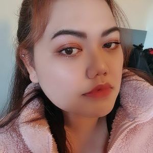 Meet your Posher, Vicky